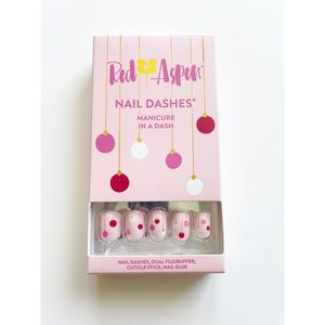 Red Aspen Warmest Wishes, Winky short nail dash